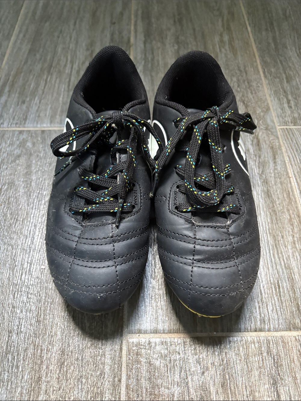 Puma Procat Kids Black cleats